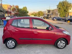 هیوندای i10